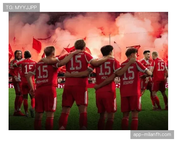 拜仁中场一乱，全队就失控？表面强攻不断，实则节奏全无