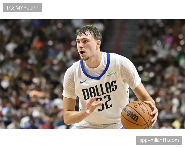 库珀·弗拉格换防制造错位，转型防守枢纽稳固防线