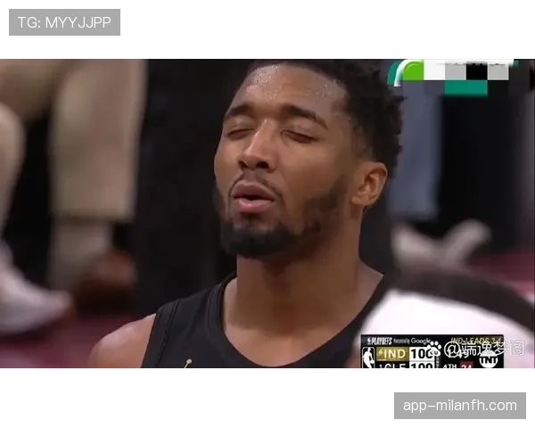 米切尔单打频繁拉开防线区别于加兰组织